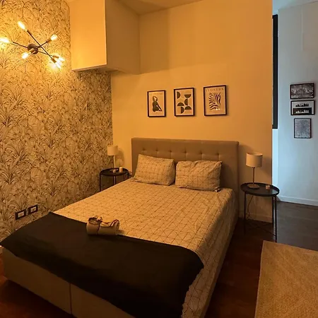 Elegant With Terrace Διαμέρισμα *