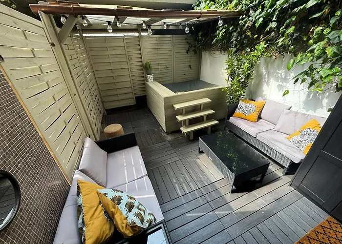 شقة Elegant With Terrace ميلان